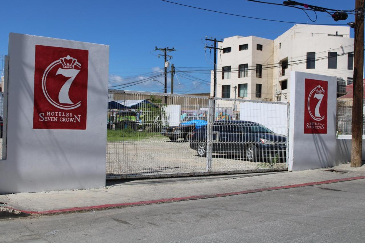 Seven Crown Express & Suites By Kavia Cabo San Lucas Exterior photo